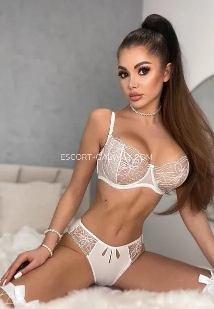 Escort Galway Zoey — 1