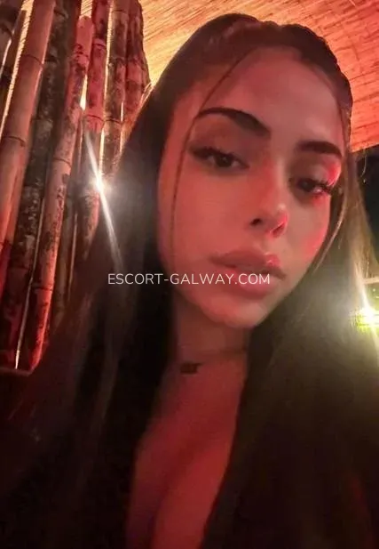 Escort Galway Malin — 1