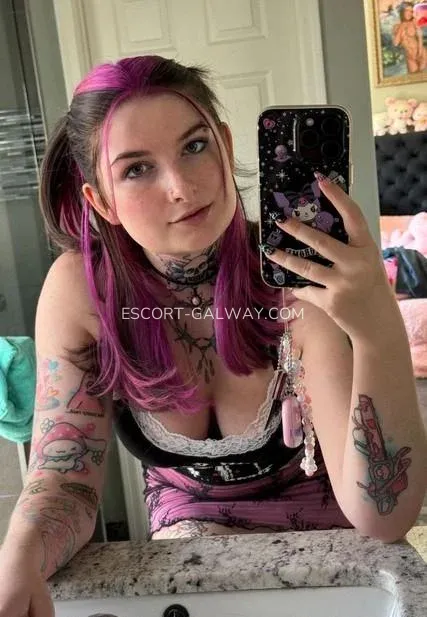Escort Galway Mikayla — 3