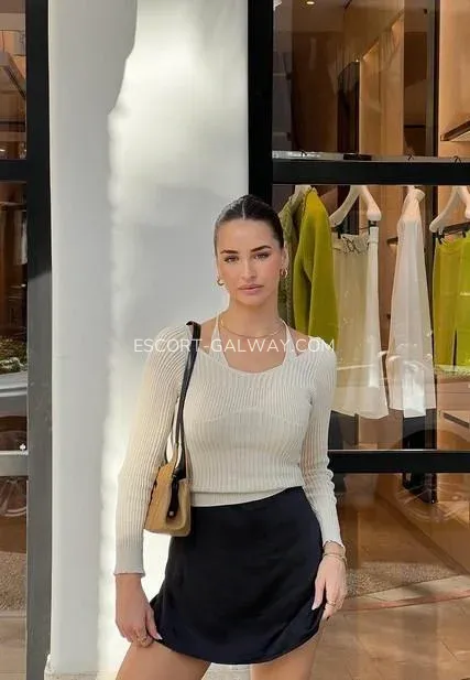 Escort Galway Molly — 3