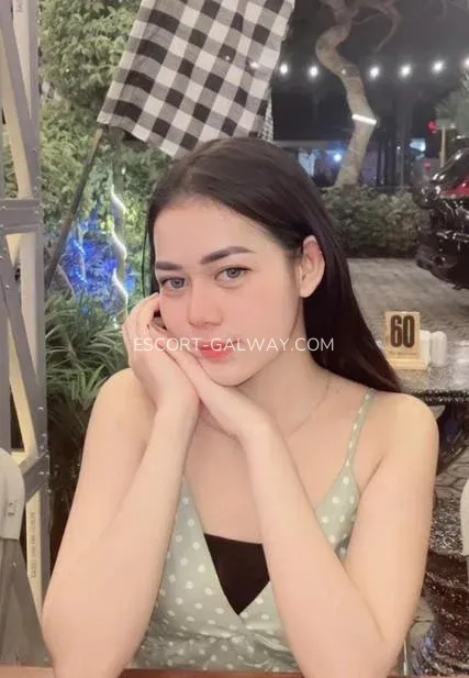 Escort Galway Sophie — 1