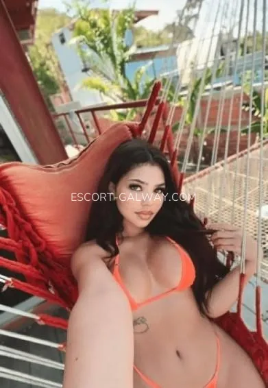 Escort Galway Emelie — 2