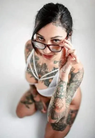 Escort Galway Inger — 3