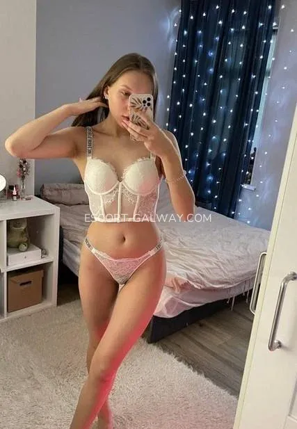 Escort Galway Monica — 5