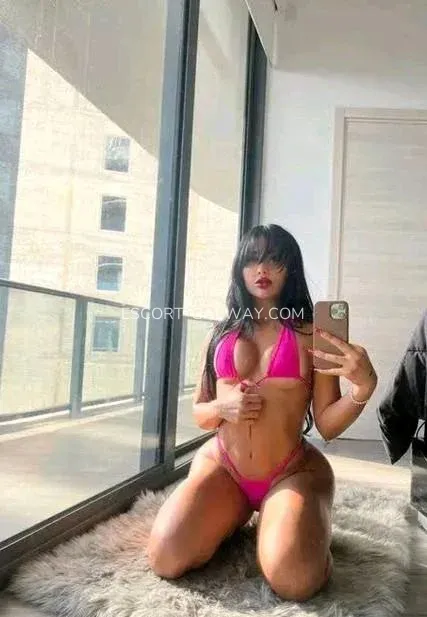 Escort Galway Mya — 8