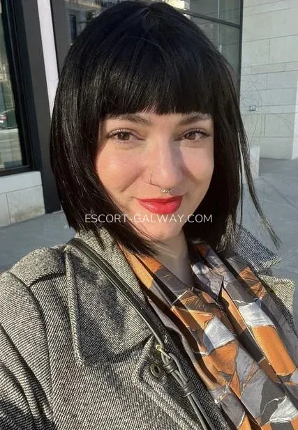 Escort Galway Yvonne — 8