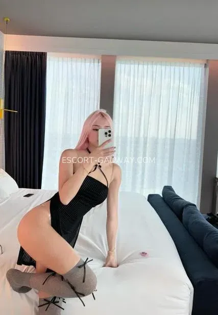 Escort Galway Violante — 4