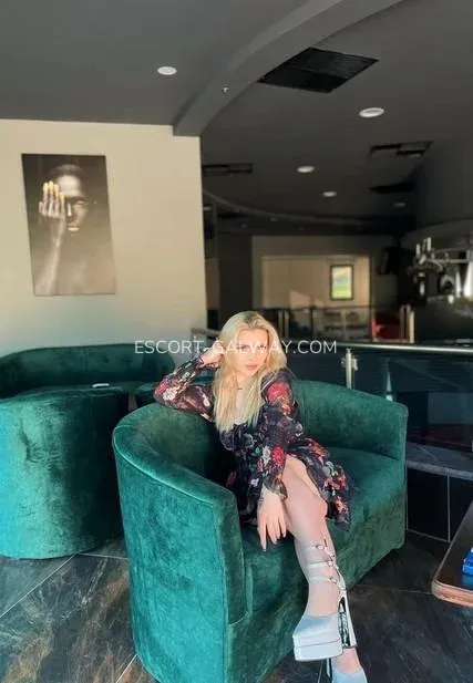 Escort Galway Britt — 3