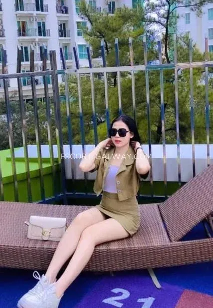 Escort Galway Sophie — 7