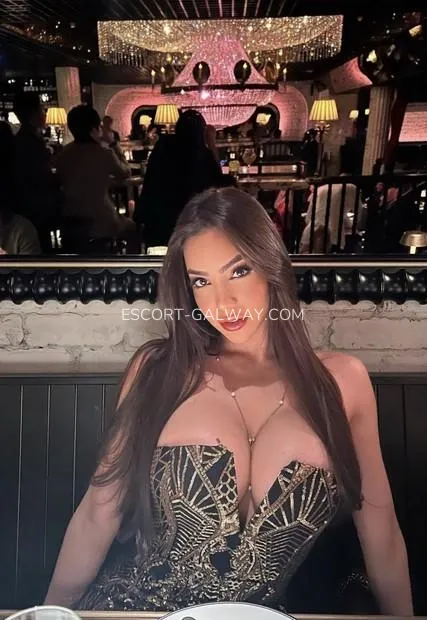 Escort Galway Nieves — 2