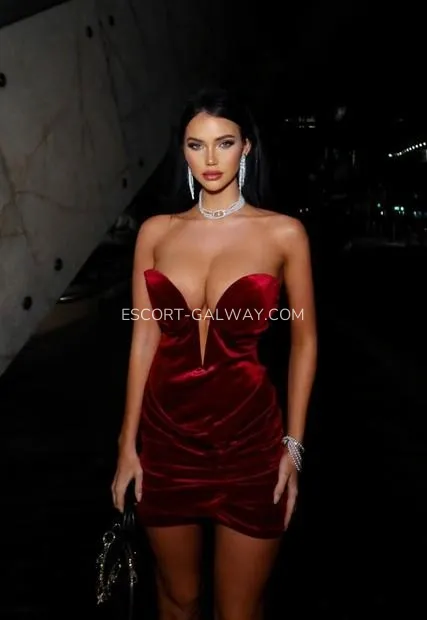 Escort Galway madeleine