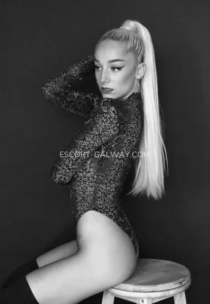 Escort Galway Zoey — 3