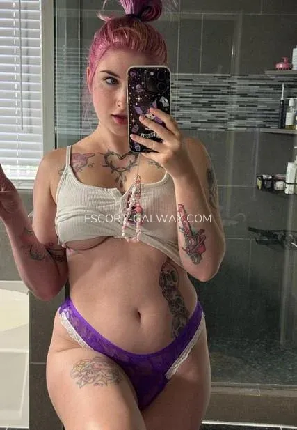 Escort Galway Mikayla — 4