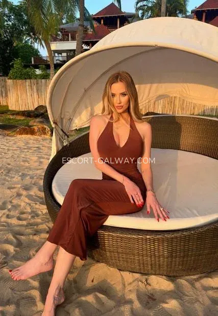 Escort Galway Madison — 1