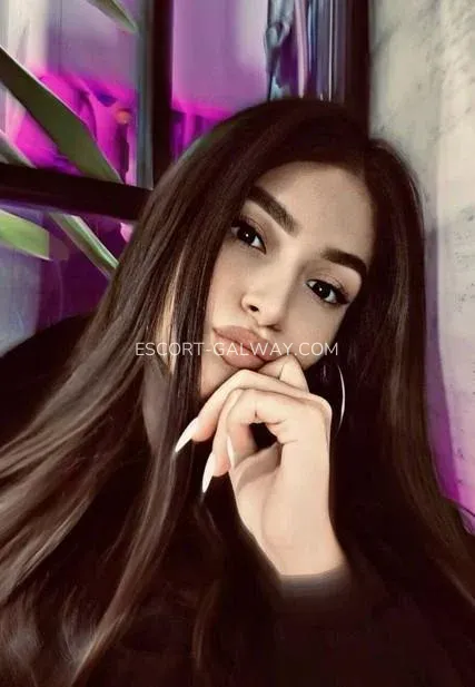 Escort Galway Pia — 1