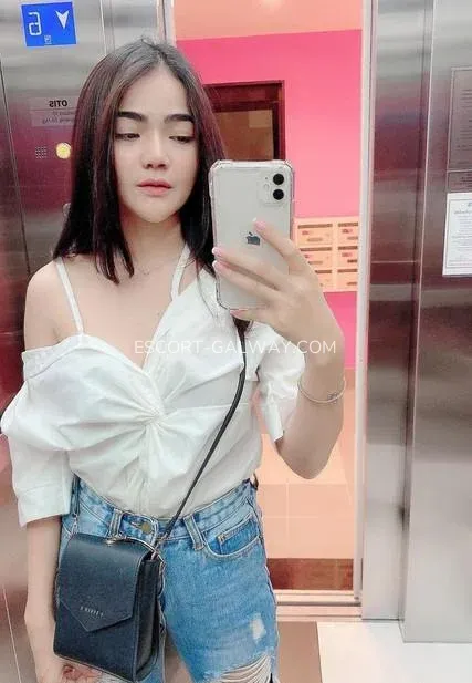 Escort Galway Kylee — 1