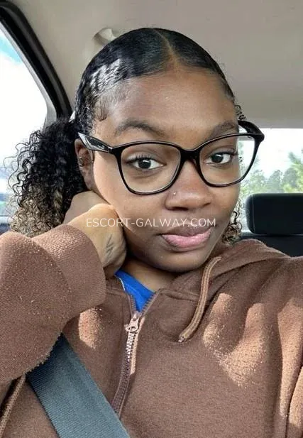 Escort Galway Erin — 1