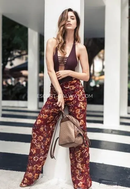 Escort Galway Taylor — 1