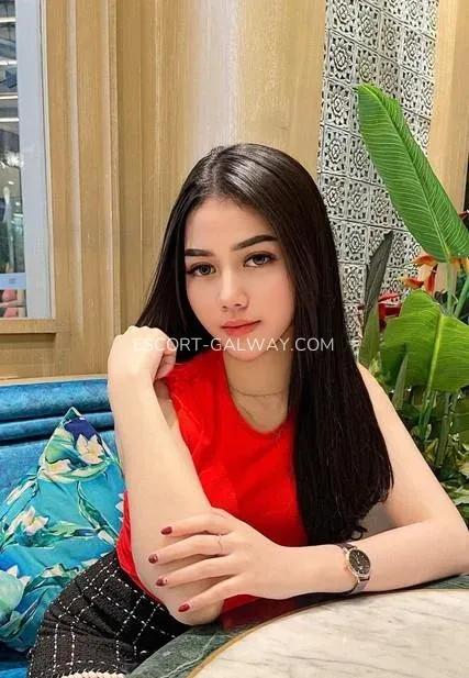 Escort Galway Emelie — 3