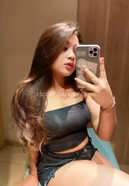 Escort Galway Ebba — 4