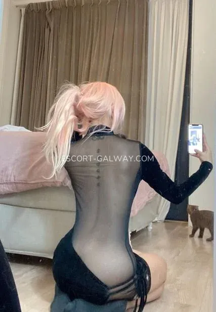 Escort Galway Violante — 1