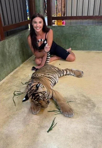 Escort Galway Tecla — 1