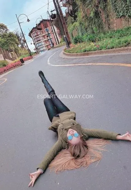 Escort Galway Camryn — 1