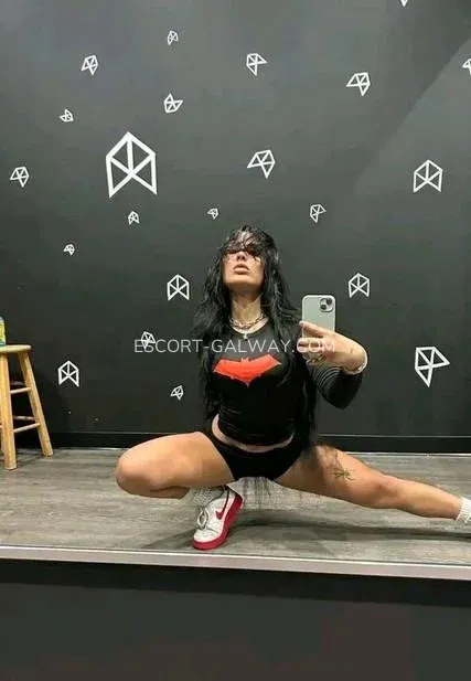Escort Galway Mya — 1