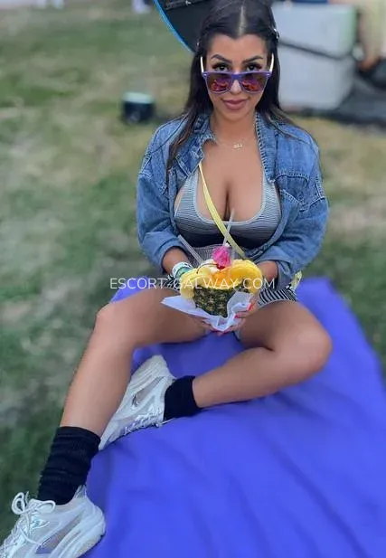 Escort Galway Kate — 9