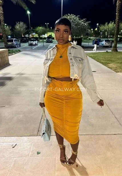 Escort Galway Cinta — 4