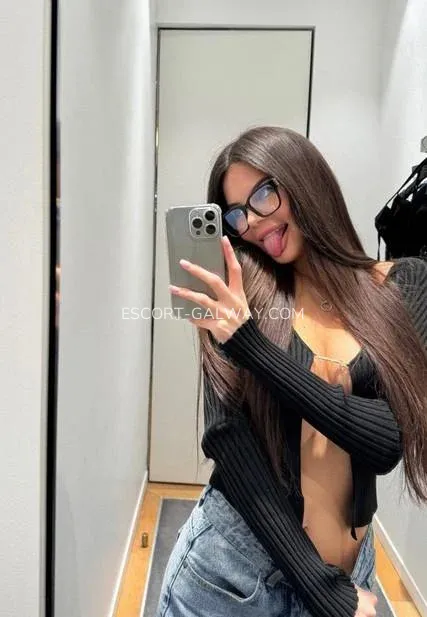 Escort Galway Inger — 8