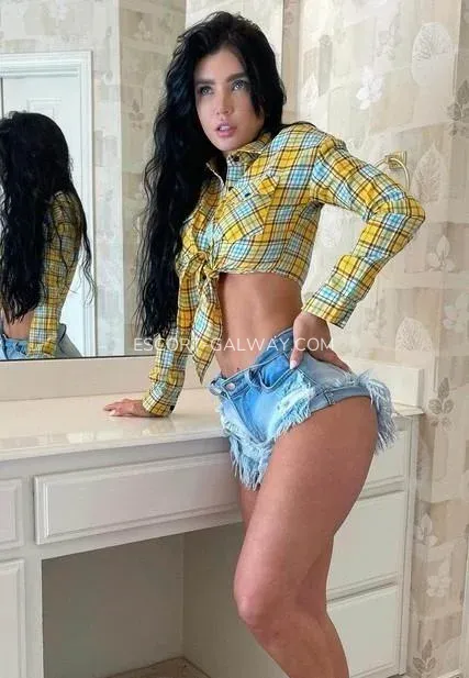 Escort Galway Hanna — 4