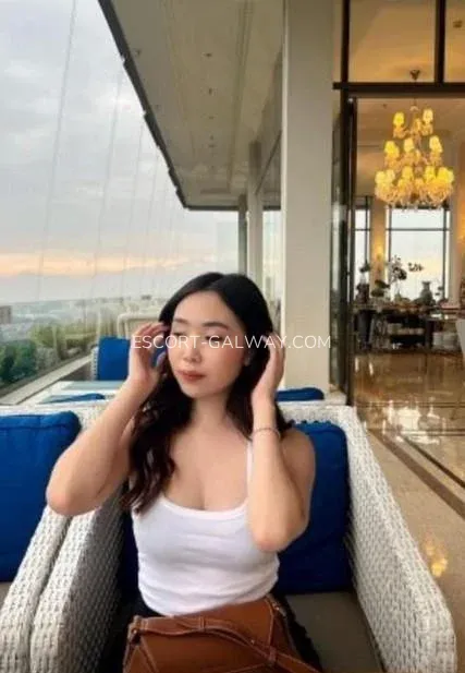 Escort Galway Emilia — 4