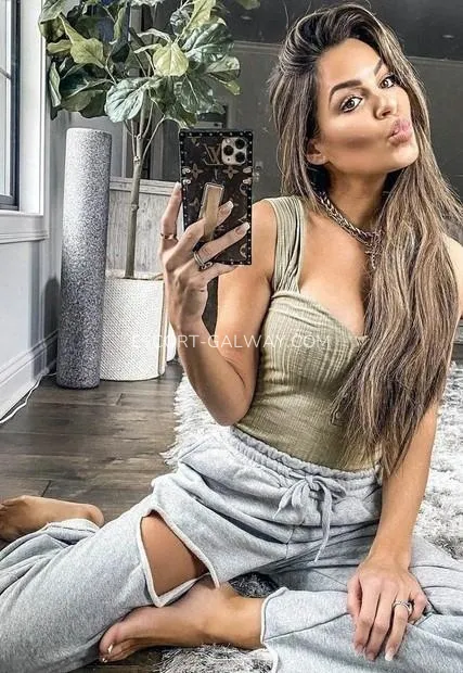 Escort Galway Sara — 2