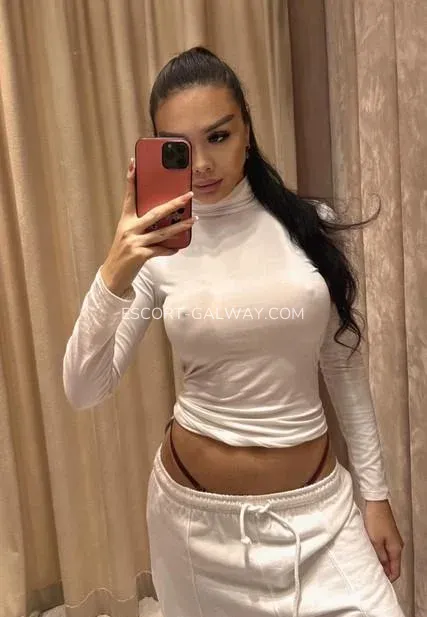 Escort Galway Caroline — 3