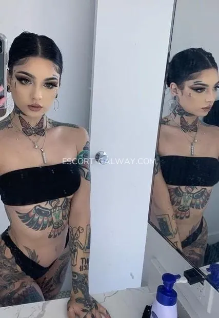 Escort Galway Kelly — 2