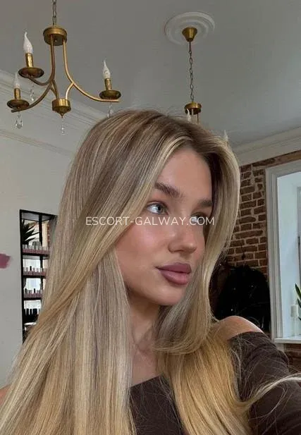 Escort Galway Sarah — 3
