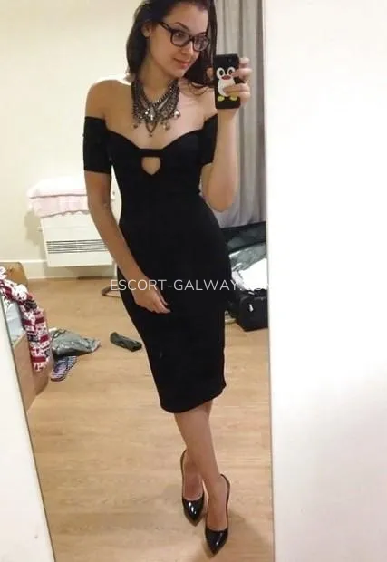 Escort Galway vivian